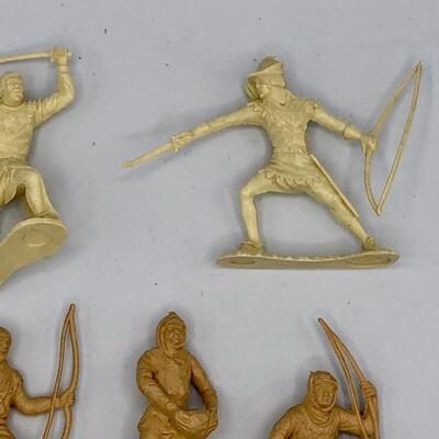 Vintage Marx Robin Hood Playset Mini Figures