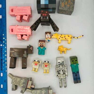 Minecraft Action Figure Lot
