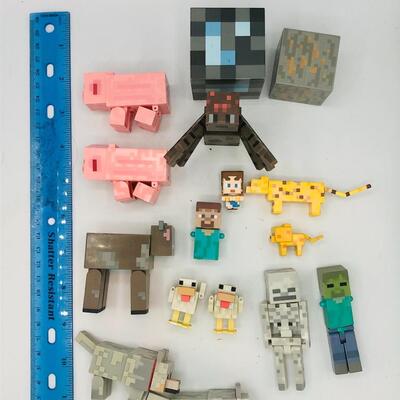 Minecraft Action Figure Lot