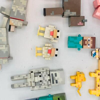 Minecraft Action Figure Lot