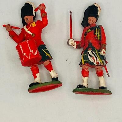 Vintage Britains Toy Soldiers
