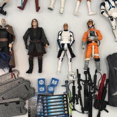 Hasbro Galactic Battle Action Figure And Accessory Lot