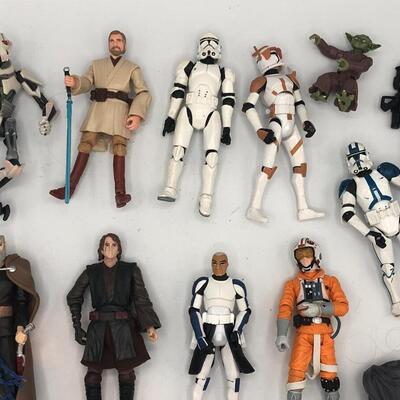 Hasbro Galactic Battle Action Figure And Accessory Lot