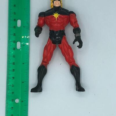 Marvel Universe Captain Marvel Action Figure