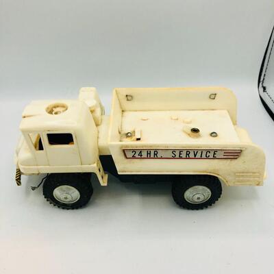 Vintage Motorized Tow Truck