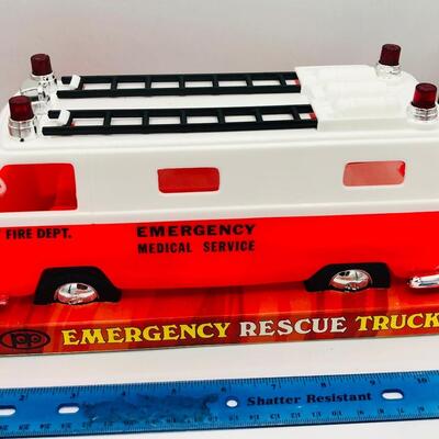 Vintage Large Tractor/Trailer Truck