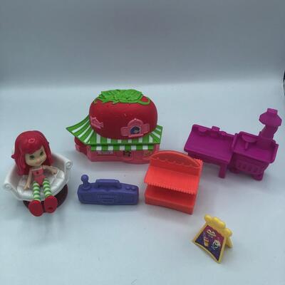 Strawberry Shortcake Toy Collection