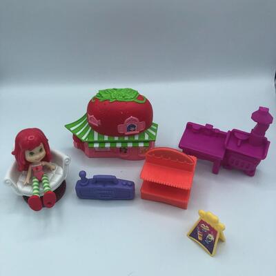 Strawberry Shortcake Toy Collection