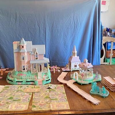Vintage Magic Key Mansion Precious Places Fisher Price with Accessories, Keys, Family Figures, Chapel and Ice Rink
