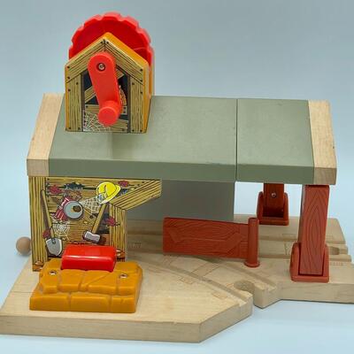 Vintage Thomas And Friends Sodor Abandoned Mine