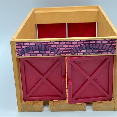 THOMAS & FRIENDS "THE WORKS" ENGINE REPAIR SHOP FOR THOMAS WOODEN RAILWAY