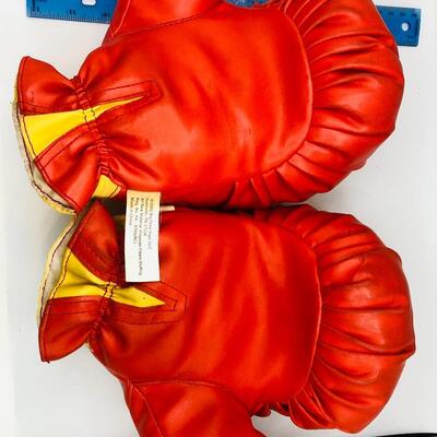 Vintage Rock Sockâ€em Bopping Boxing Gloves