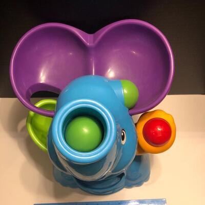 Vintage PlaySkool Elephant Ball Popper