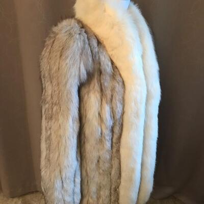 SAGA  ~ vintage  fox fur coat