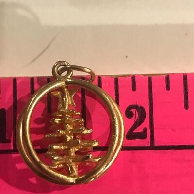 14 K Christmas Tree pendant