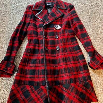 Plaid Black & Red ~ Vintage Guess ~ Christmas ~ Steam punk