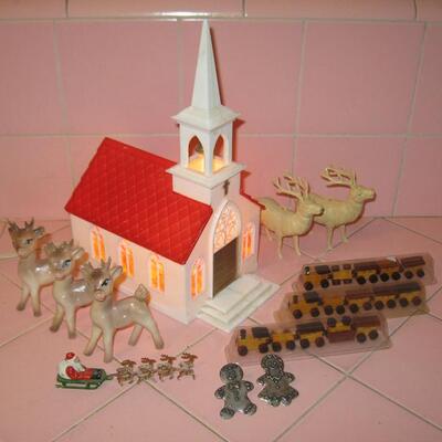 MS Vintage Collection Christmas Items Plastic Light Up Church Reindeer Trains Santa Ginger Bread Pins