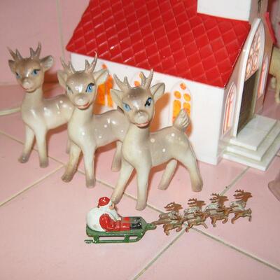 MS Vintage Collection Christmas Items Plastic Light Up Church Reindeer Trains Santa Ginger Bread Pins