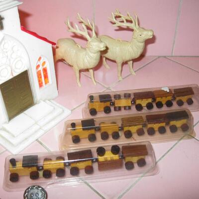 MS Vintage Collection Christmas Items Plastic Light Up Church Reindeer Trains Santa Ginger Bread Pins