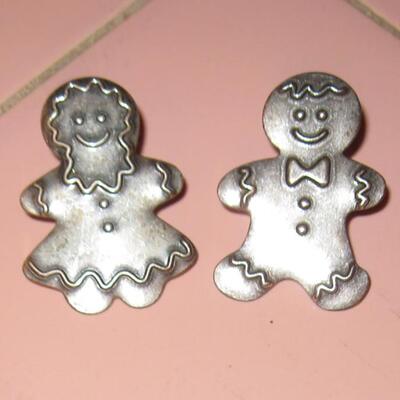 MS Vintage Collection Christmas Items Plastic Light Up Church Reindeer Trains Santa Ginger Bread Pins