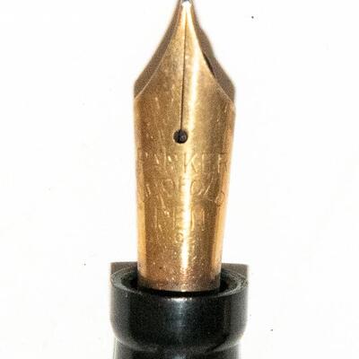 PARKER FOUNTAIN PEN - DUOFOLD LUCKY CURVE