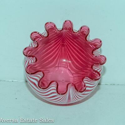 ART GLASS - NAILSEA VENETIAN THREAD GLASS BOWL