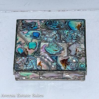 VINTAGE ABALONE WOOD LINED TRINKET BOX