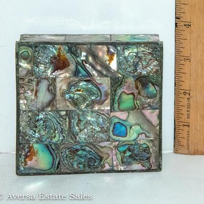 VINTAGE ABALONE WOOD LINED TRINKET BOX