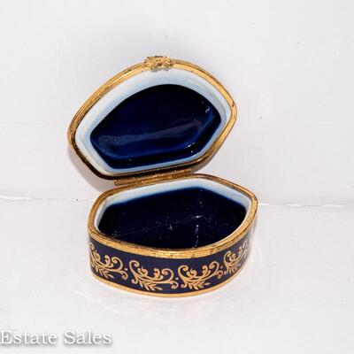 LIMOGES TRINKET BOX