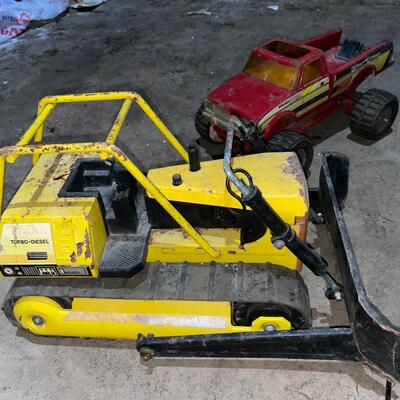 Vintage metal tonka turbo-diesel plow