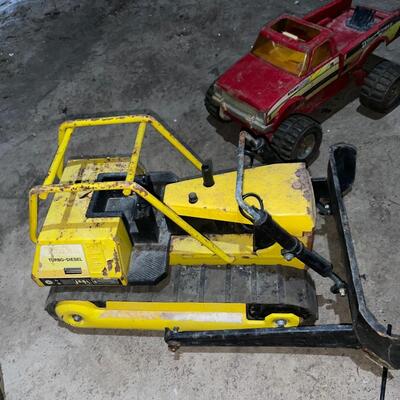 Vintage metal tonka turbo-diesel plow