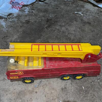 Vintage tonka fire truck