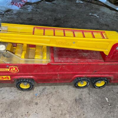 Vintage tonka fire truck