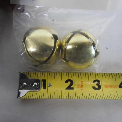 24 Jingle Bells: 14 Large (Gold/Pink/Mauve) 10 Small Gold - New