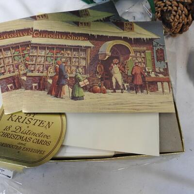 13+ Christmas Decor: Sleigh Centerpiece, Baskets, Greeting Cards, Pinecones