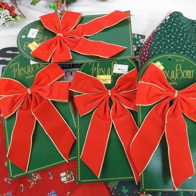 Christmas Crafts Lot: Pinecones, Bows, Garland, Ribbon, Cards, Mistletoe, Fabric