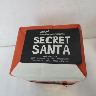 Secret Santa Gift Cinders Bath Bomb and Bar Soap, Musicbox Candles - New