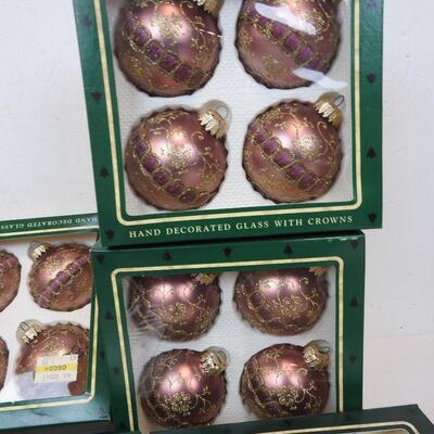 13 Boxes of 4 Ornaments, Pink, Christmas Classics