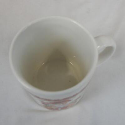 4 Windsor Collection Collectible Mugs, In Box