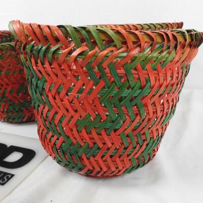 5 Woven Green and Red Baskets - New