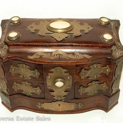 UNIQUE AND UNSUAL ANTIQUE ROSEWOOD JEWELRY BOX