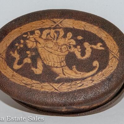 ANTIQUE PYROGRAPHIC OVAL BOX