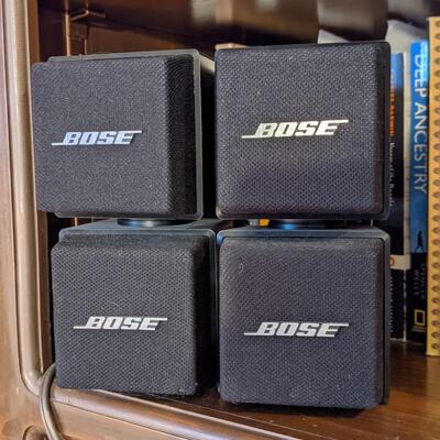 Bose Acoustimass Cube Speakers AM5 | EstateSales.org