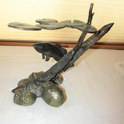 LOT 8  BRONZE TROUT UNDER A LILLY PAD, SIGNED & NUMBERED