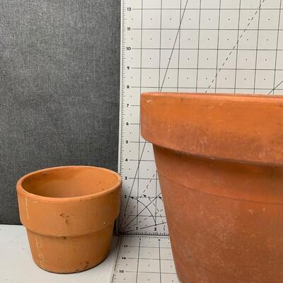 #105 Terracotta Plant Pots 