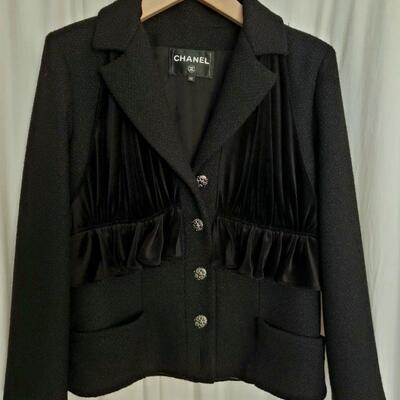 Classic Chanel black blazer with velvet vest layer and 2 front pockets