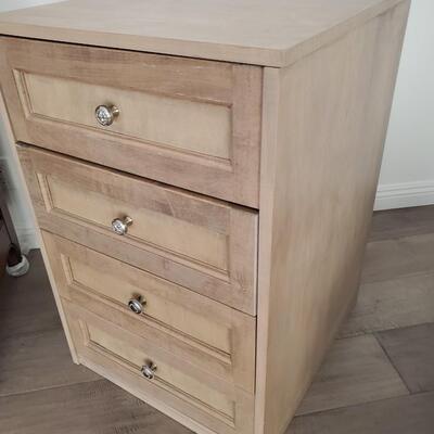 Small 4 drawer chest