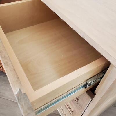 Small 4 drawer chest