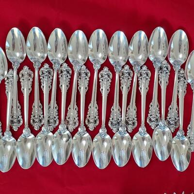 Wallace Grande Baroque Sterling Silver Flatware 177 Pieces
