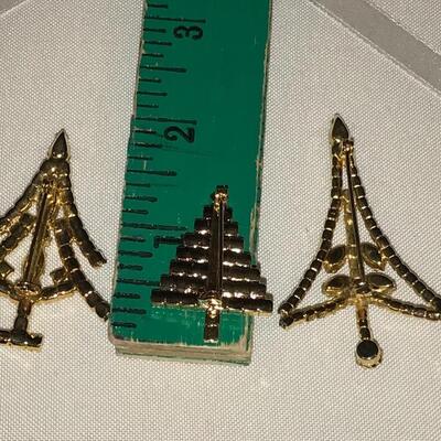 Christmas trees  rhinestone pin lot